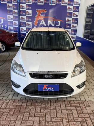 FORD FOCUS 2.0 GLX 16V FLEX 4P MANUAL